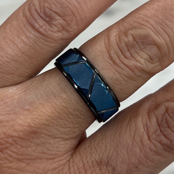 New 8mm Tungsten blue black IP plated Trapezoid stepped edge sizes 7 to 15 - Picture 2 of 8